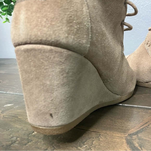 toms wedge booties Ankle Boots Desert Suede Beige Fall Boho Casual 6.5 - Picture 11 of 11